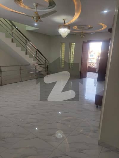 نیشنل پولیس فاؤنڈیشن او ۔ 9 اسلام آباد میں 6 کمروں کا 10 مرلہ مکان 1.5 لاکھ میں کرایہ پر دستیاب ہے۔ نیشنل پولیس فاؤنڈیشن او ۔ 9 اسلام آباد میں 6 کمروں کا 10 مرلہ مکان 1.5 لاکھ میں کرایہ پر دستیاب ہے۔