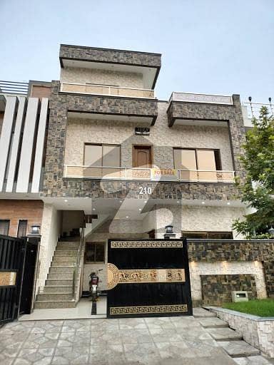 جی ۔ 14/4 جی ۔ 14,اسلام آباد میں 4 کمروں کا 5 مرلہ مکان 5.0 کروڑ میں برائے فروخت۔