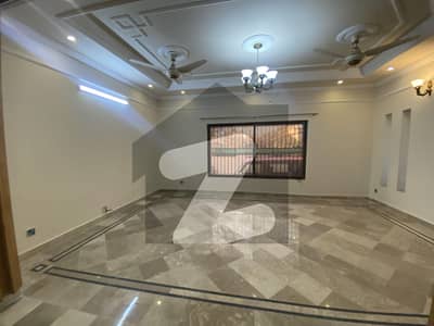 40*80 Ground Portion Available For Rent G-13/2  ( All Original Pictures Are Attech) Ideal Location