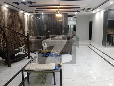 10 MARLA FULLY FURNISHED FULL HOUSE FOR RENT