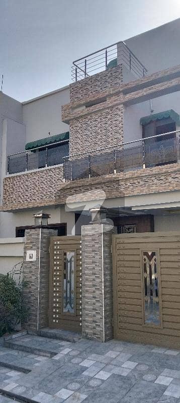 سٹی ہاؤسنگ سوسائٹی - بلاک اے سٹی ہاؤسنگ سوسائٹی,سیالکوٹ میں 6 کمروں کا 10 مرلہ مکان 78.0 ہزار میں کرایہ پر دستیاب ہے۔