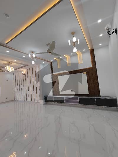 جناح گارڈنز ایف ای سی ایچ ایس,اسلام آباد میں 4 کمروں کا 7 مرلہ مکان 2.75 کروڑ میں برائے فروخت۔