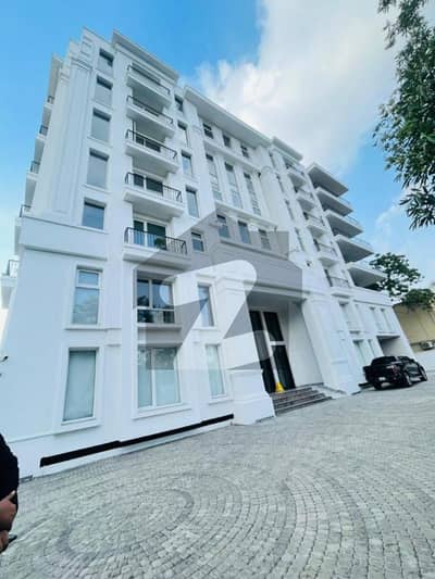 گلبرگ لاہور میں 1 کمرے کا 2 مرلہ فلیٹ 1.3 لاکھ میں کرایہ پر دستیاب ہے۔