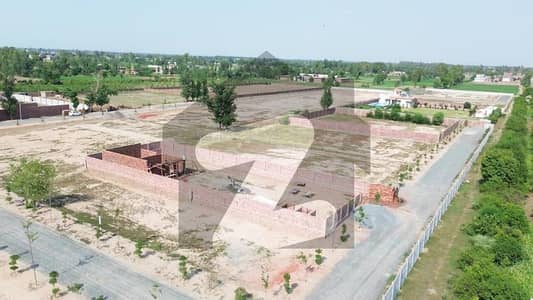 آرچرڈ گرینز بیدیاں روڈ,لاہور میں 4 کنال فارم ہاؤس 1.8 کروڑ میں برائے فروخت۔