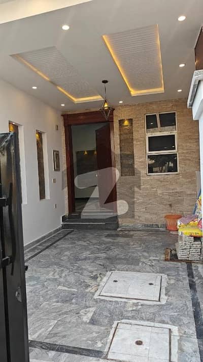 بحریہ انکلیو بحریہ ٹاؤن,اسلام آباد میں 3 کمروں کا 5 مرلہ مکان 85.0 ہزار میں کرایہ پر دستیاب ہے۔