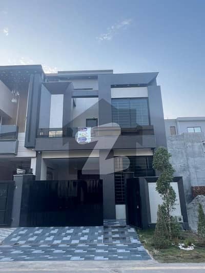5 Marla Brand New House For Sale Direct Meeting With Owner In Parkview City Lahore