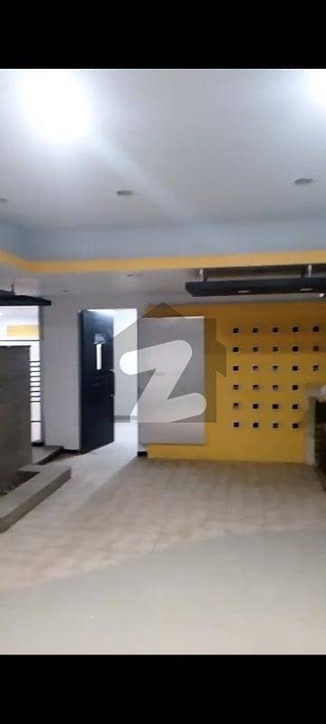 طارق روڈ کراچی میں 12 مرلہ دفتر 2.8 لاکھ میں کرایہ پر دستیاب ہے۔