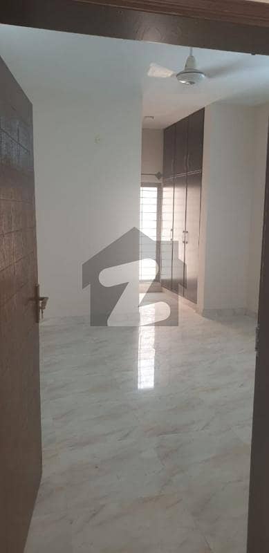 Premium Deal 3100 Sq. Ft Flat, Best Investment!