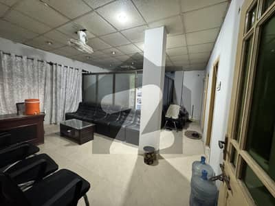 Office Ava For Rent at 6 Road Satellite Town