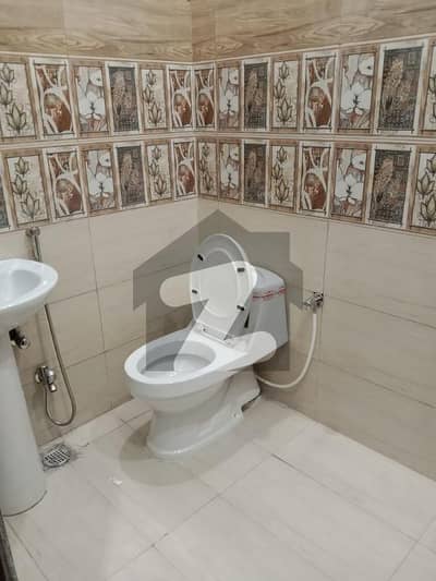 4 MARLA UPPER PORTION FOR RENT IN VENUS