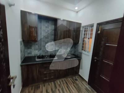 پنجاب یونیورسٹی ایمپلائیز سوسائٹی لاہور میں 5 کمروں کا 15 مرلہ مکان 5.75 کروڑ میں برائے فروخت۔ پنجاب یونیورسٹی ایمپلائیز سوسائٹی لاہور میں 5 کمروں کا 15 مرلہ مکان 5.75 کروڑ میں برائے فروخت۔