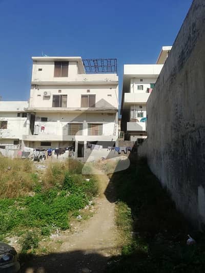 10 Marla Plot For Sale