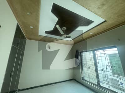 5 Marla lower portion for rent Bahria Town Lahore