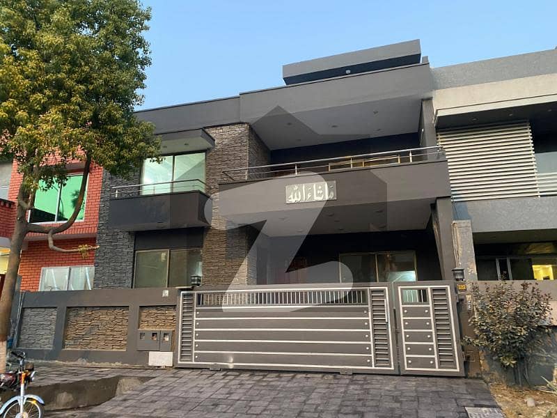 House Of 12 Marla Available In E-11 House Of 12 Marla Available In E-11