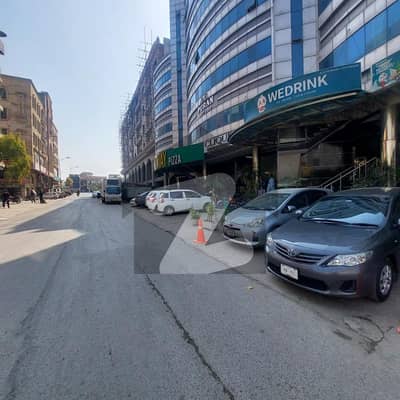 ISLAMABAD E-11/2 MARKAZ NEAR KFC 2700SQFT GROUND FLOOR HALL FOR RENT