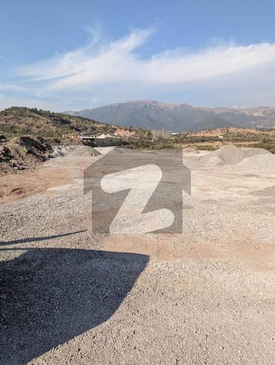 KANAL PLOT FOR SALE IN D-13/1