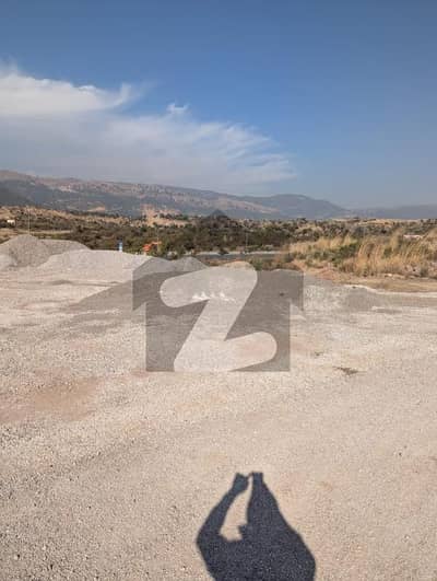 KANAL PLOT FOR SALE IN D-13/1