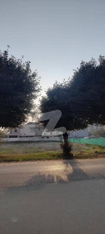 Hot Location Plot in Reasonable price