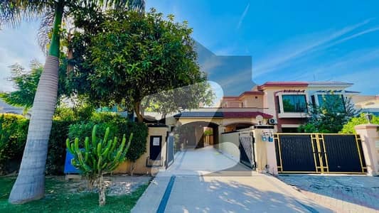 12 Marla Zamin House Available For Rent In Lake City Lahore Sector M1 With Gas