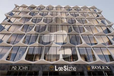 بحریہ ٹاؤن سیکٹر ای بحریہ ٹاؤن,لاہور میں 3 کمروں کا 7 مرلہ فلیٹ 2.4 کروڑ میں برائے فروخت۔