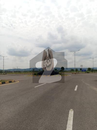 5 Marla Plot For Sale Prime Location In Block G, B-17 Islamabad