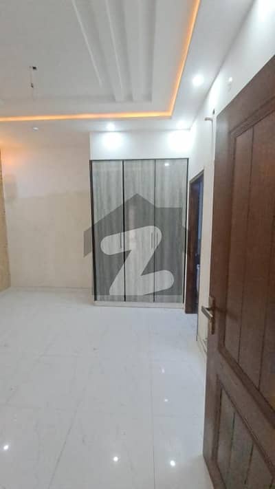 پاک عرب ہاؤسنگ سوسائٹی فیز 1 پاک عرب ہاؤسنگ سوسائٹی,لاہور میں 3 کمروں کا 3 مرلہ مکان 52.0 ہزار میں کرایہ پر دستیاب ہے۔