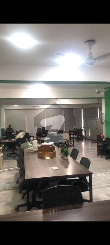 ائیر لائن ہاؤسنگ سوسائٹی لاہور میں 10 مرلہ دفتر 2.1 لاکھ میں کرایہ پر دستیاب ہے۔ ائیر لائن ہاؤسنگ سوسائٹی لاہور میں 10 مرلہ دفتر 2.1 لاکھ میں کرایہ پر دستیاب ہے۔