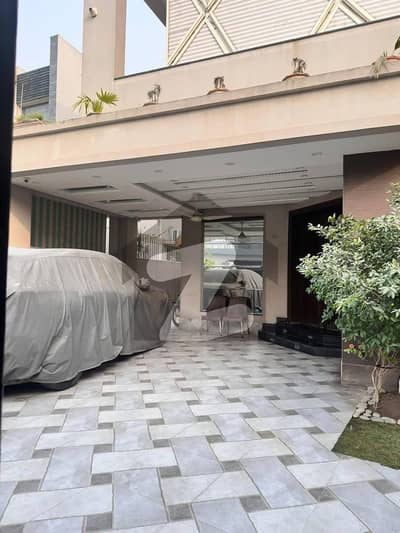 ڈی ایچ اے فیز 4 ڈیفنس (ڈی ایچ اے),لاہور میں 5 کمروں کا 1 کنال مکان 2.25 لاکھ میں کرایہ پر دستیاب ہے۔ ڈی ایچ اے فیز 4 ڈیفنس (ڈی ایچ اے),لاہور میں 5 کمروں کا 1 کنال مکان 2.25 لاکھ میں کرایہ پر دستیاب ہے۔