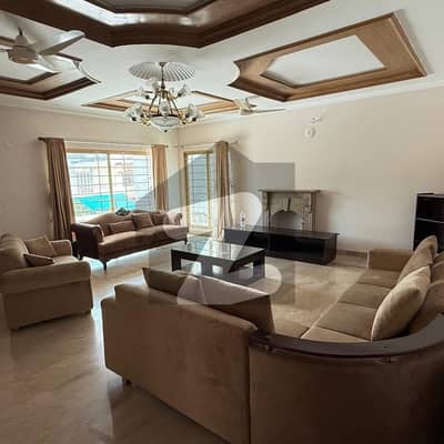 ڈی ایچ اے فیز 1 ڈیفنس (ڈی ایچ اے),لاہور میں 4 کمروں کا 1 کنال مکان 2.3 لاکھ میں کرایہ پر دستیاب ہے۔