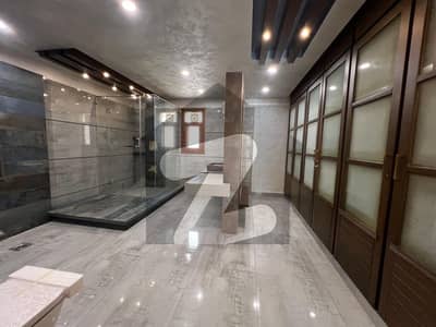 ڈی ایچ اے فیز 6 ڈی ایچ اے ڈیفینس,کراچی میں 6 کمروں کا 1 کنال مکان 21.0 کروڑ میں برائے فروخت۔