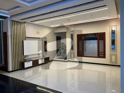 سعدی ٹاؤن سکیم 33,کراچی میں 8 کمروں کا 16 مرلہ مکان 7.0 کروڑ میں برائے فروخت۔