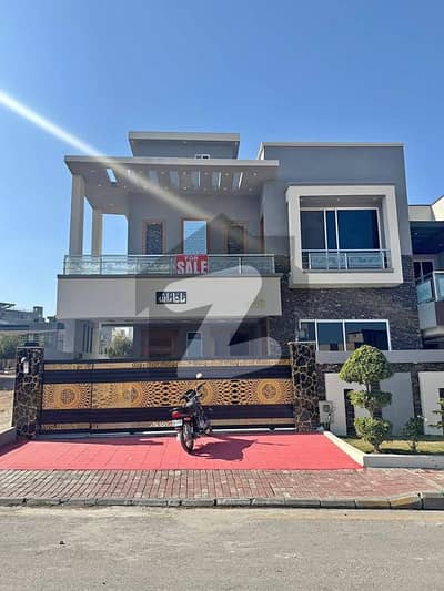 فیصل ٹاؤن - ایف ۔ 18 اسلام آباد میں 7 کمروں کا 10 مرلہ مکان 6.0 کروڑ میں برائے فروخت۔