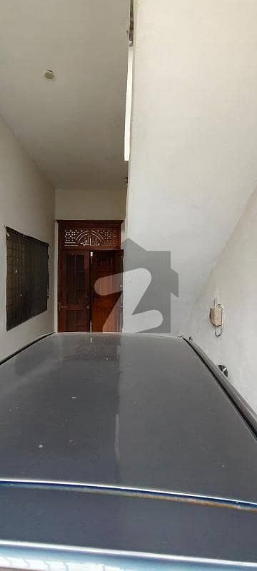 ایچ ۔ 13 اسلام آباد میں 3 کمروں کا 4 مرلہ مکان 1.05 کروڑ میں برائے فروخت۔