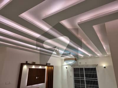 ONE KANAL UPPER PORTION 2 BEDROOM T. V LOUNGE KICHAN PLUS DINING ROOM DHA PHASE 1