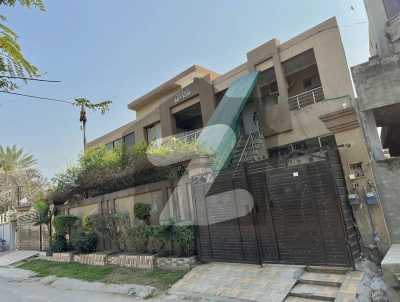 35 Marla Upper Portion Available In Shah Jamal 35 Marla Upper Portion Available In Shah Jamal