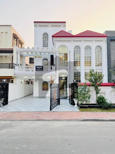 10 Marla White House For Sale In Bahria Orchard Lahore Phase 1 | LDA Approved Block | Prime Location