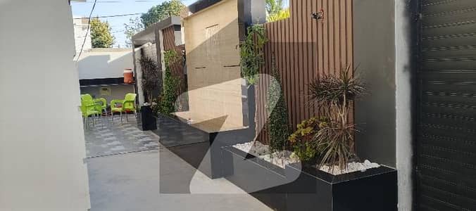 گلستانِِ جوہر ۔ بلاک 14 گلستانِ جوہر,کراچی میں 6 کمروں کا 16 مرلہ مکان 11.0 کروڑ میں برائے فروخت۔