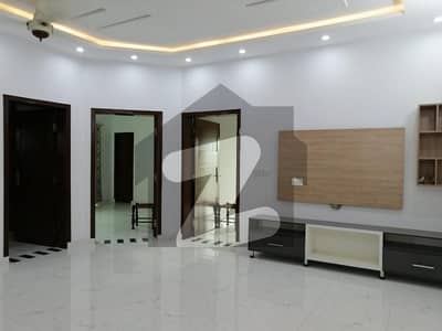 8 marla upper portion for rent bahria orchard phase1