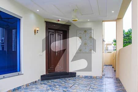 خیابانِ امین لاہور میں 4 کمروں کا 5 مرلہ مکان 60.0 ہزار میں کرایہ پر دستیاب ہے۔