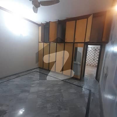 08-Marla 2-Bedroom's Lower Portion Available For Rent in PAF Colony Saddar Lahore Cantt.