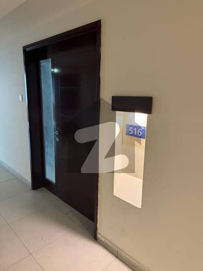 ایف ۔ 10 اسلام آباد میں 3 کمروں کا 9 مرلہ فلیٹ 6.25 کروڑ میں برائے فروخت۔