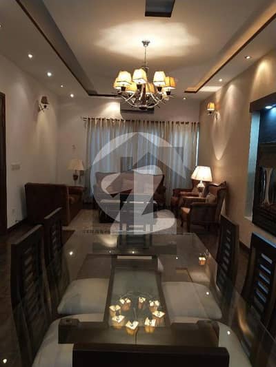 بحریہ ٹاؤن فیز 8 بحریہ ٹاؤن راولپنڈی,راولپنڈی میں 3 کمروں کا 7 مرلہ زیریں پورشن 90.0 ہزار میں کرایہ پر دستیاب ہے۔