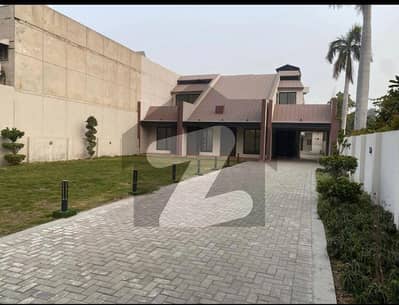 2 KANAL HOUSE IS AVAILABLE FOR RENT IN GARDEN TOWN