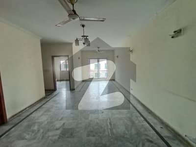 رحمان گارڈنز لاہور میں 3 کمروں کا 7 مرلہ فلیٹ 1.45 کروڑ میں برائے فروخت۔