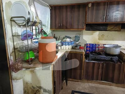 صدیقیہ کالونی فیز 2 صدیقیہ کالونی,لاہور میں 4 کمروں کا 5 مرلہ مکان 1.6 کروڑ میں برائے فروخت۔