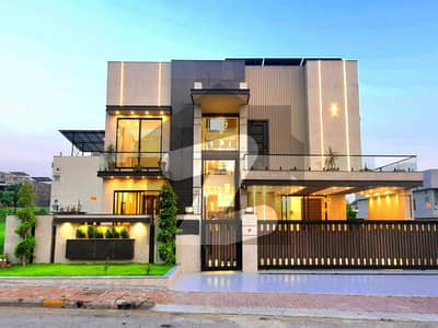 بحریہ گرینز۔ اوورسیز انکلیو بحریہ ٹاؤن فیز 8,بحریہ ٹاؤن راولپنڈی,راولپنڈی میں 6 کمروں کا 1 کنال مکان 10.9 کروڑ میں برائے فروخت۔