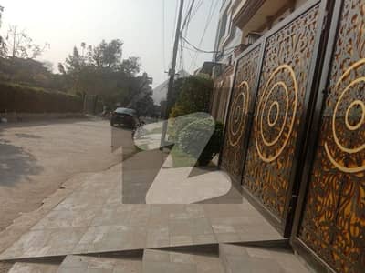 Elegant 5 Marla Double-Story House for Sale in mustafa town