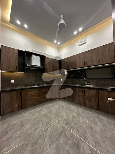 1 kanal upper portion available for rent