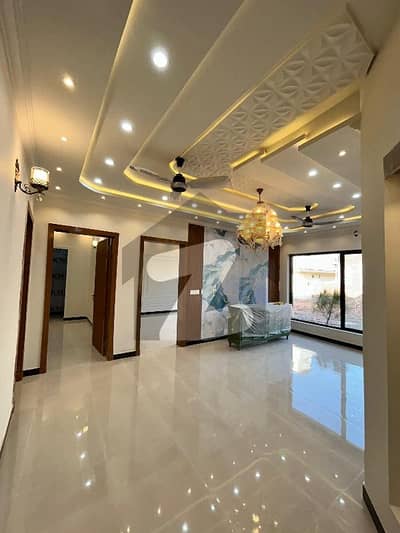 Bahria Enclave 10 Marla Brand New House With Green Belt Available For Sale