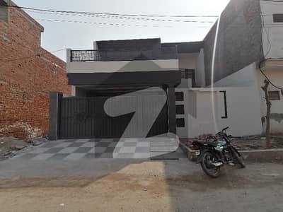 ایم اے جناح روڈ ملتان میں 7 کمروں کا 10 مرلہ مکان 2.6 کروڑ میں برائے فروخت۔